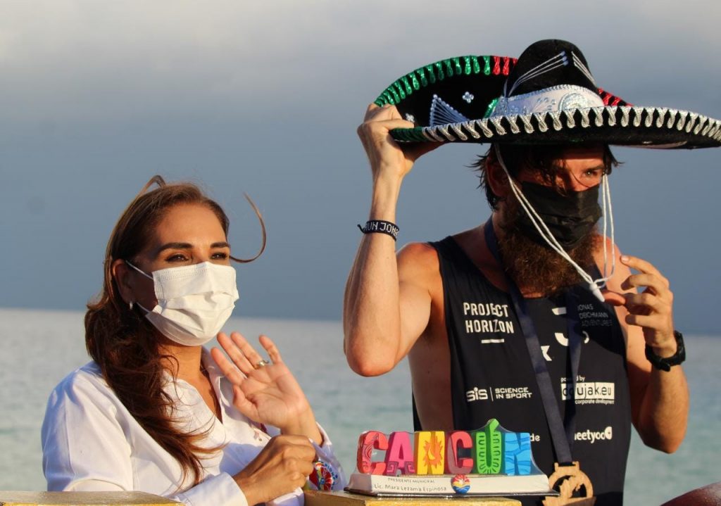 Jonas Deichmann El “Forrest Gump” Alemán Cumple Su Meta En Cancún