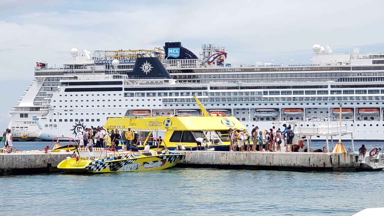 Semarnat autoriza construcción de atracadero a Xcaret
