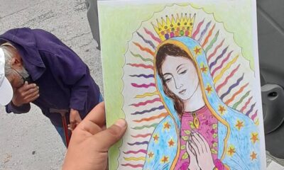 Abuelito Vende Dibujos De La Virgen Para Llevar Leche A Sus Nietos