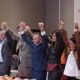 Oficializa MC candidatura de José Luis Pech al gobierno de Q.Roo El partido Movimiento Ciudadano eligió y oficializó por unanimidad la candidatura del aún senador por Morena, José Luis Pech, al gobierno de Quintana Roo, luego de la renuncia del actor y empresario Roberto Palazuelos. https://larevistadelsureste.com