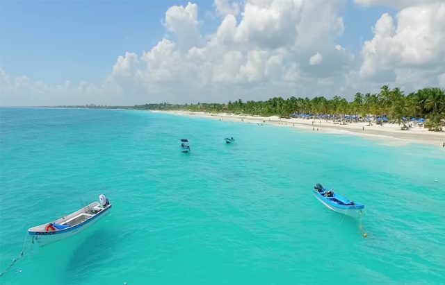 Riviera Maya con bastante peor ocupación que Cancún En Quintana Roo la ocupación hotelera reportada durante el fin de semana anterior estuvo entre el 70% y 80%, siendo Riviera Maya una de las más bajas con 74.9%, al lado de Costa Mujeres que alcanzó el 87.7% y Cancún con 82.0%. https://larevistadelsureste.com