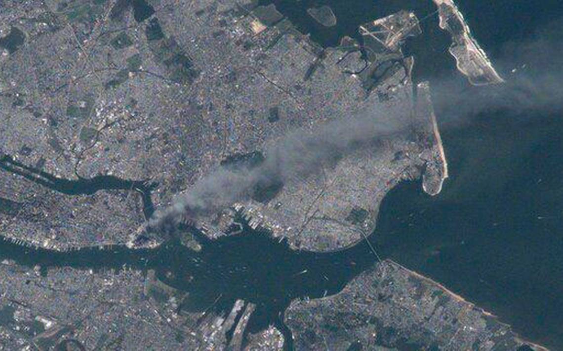 Atentado Del 11 De Septiembre Es Fotografiado Desde El Espacio Por Astronauta ¿Qué Ocurrió El 11 De Septiembre Del 2001 En Estados Unidos?&Nbsp;&Nbsp; Https://Larevistadelsureste.com