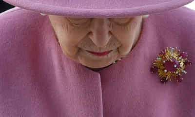 London Bridge: el protocolo que Reino Unido planea en caso del fallecimiento de la reina Isabel II Desde hace décadas, el gobierno británico está preparado en caso de que Isabel, quien acaba de cumplir 70 años de reinado, fallezca. Se conoce como “London Bridge”, o “Puente de Londres”. El protocolo detalla cómo deben actuar la Casa Real y el gobierno británico no sólo el día del deceso, marcado como “Día D”, sino los días subsecuentes, hasta llegar al décimo, cuando se debe realizar el funeral. https://larevistadelsureste.com