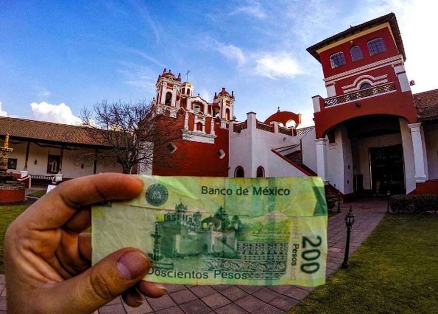 Estos son los asombrosos paisajes que aparecen en los billetes mexicanos Aunque han sufrido varios cambios en los últimos años, los billetes mexicanos conservan a sus personajes y otros se han embellecido con paisajes hermosos que hay que conocer, no solo por su belleza sino para tener un mayor conocimiento sobre ellos, pues pasan a diario por nuestras manos y son una parte esencial de la cotidianidad de México. https://larevistadelsureste.com Estos son los asombrosos paisajes que aparecen en los billetes mexicanos Aunque han sufrido varios cambios en los últimos años, los billetes mexicanos conservan a sus personajes y otros se han embellecido con paisajes hermosos que hay que conocer, no solo por su belleza sino para tener un mayor conocimiento sobre ellos, pues pasan a diario por nuestras manos y son una parte esencial de la cotidianidad de México. https://larevistadelsureste.com