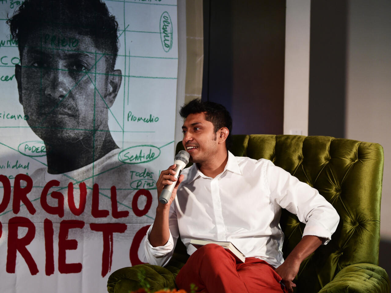 Tenoch Huerta y su lucha contra el racismo en Mexico: 'Los prietos estamos haciendo historia' La revista GQ dio a conocer hace unos días su lista de Hombres del Año 2022, donde destacó la presencia de varios latinoamericanos, entre ellos el mexicano Tenoch Huerta, quien interpreta a Namor en la más reciente película de Marvel Studios, Black Phanter: Wakanda Forever. https://larevistadelsureste.com Tenoch Huerta y su lucha contra el racismo en Mexico: 'Los prietos estamos haciendo historia' La revista GQ dio a conocer hace unos días su lista de Hombres del Año 2022, donde destacó la presencia de varios latinoamericanos, entre ellos el mexicano Tenoch Huerta, quien interpreta a Namor en la más reciente película de Marvel Studios, Black Phanter: Wakanda Forever. https://larevistadelsureste.com