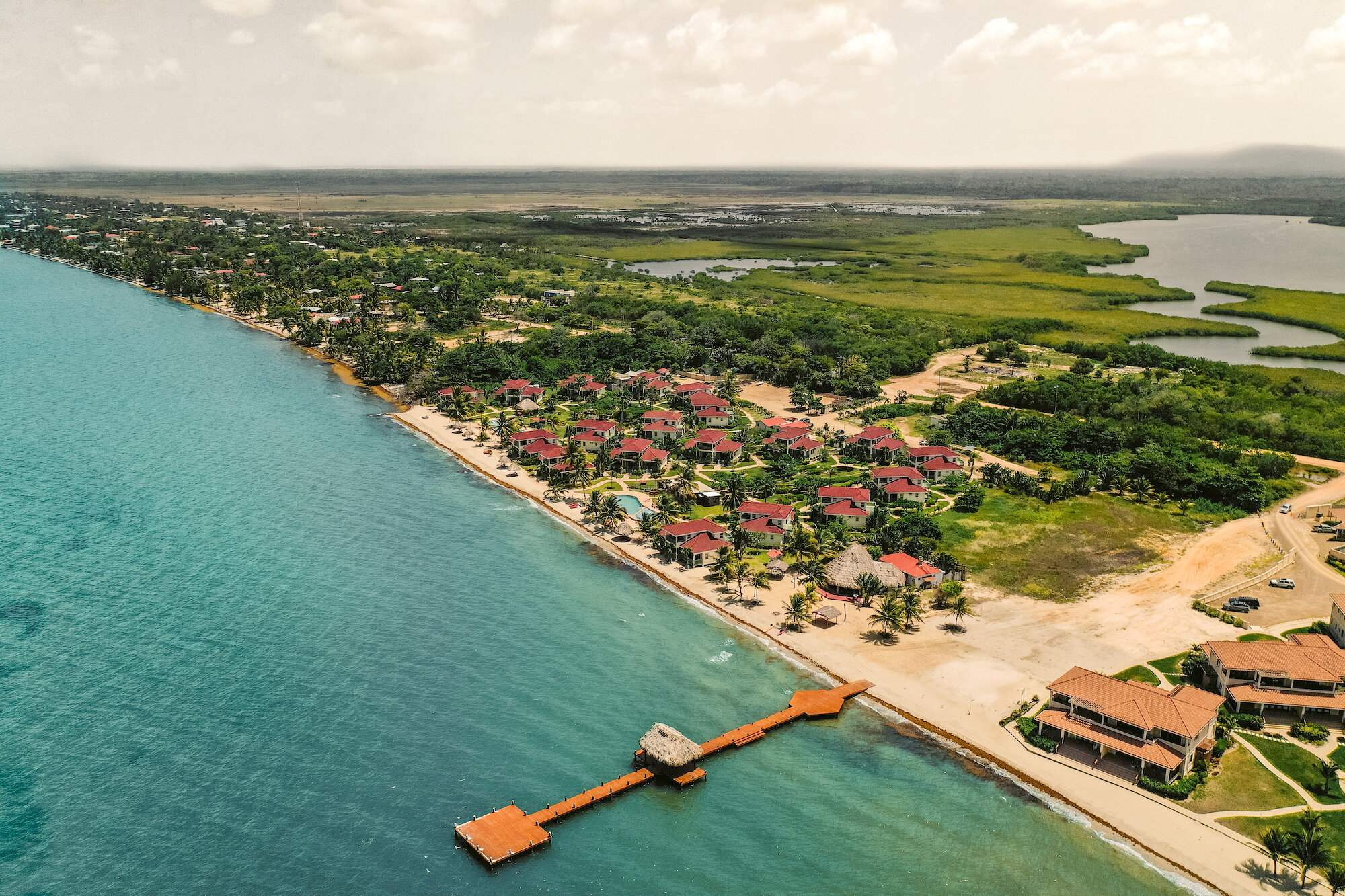 Turismo De Romance En Belice, Una Gran Opción Para Festejar Este Día La Oferta De Turismo De Romance En Belice Envuelve A Las Parejas En Una Atmósfera Romántica, Donde Cualquier Actividad Que Realicen Será Una Experiencia Inolvidable.&Nbsp; Https://Larevistadelsureste.com