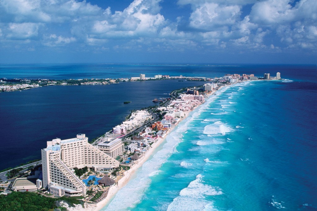 Conoce los destinos más visitados del Caribe Se implementaron varias estrategias para que estos destinos del Caribe lograrán recuperar una parte de la derrama económica turística, la cual se vio frenada por las restricciones a causa de la pandemia de Coronavirus. https://larevistadelsureste.com Conoce los destinos más visitados del Caribe Se implementaron varias estrategias para que estos destinos del Caribe lograrán recuperar una parte de la derrama económica turística, la cual se vio frenada por las restricciones a causa de la pandemia de Coronavirus. https://larevistadelsureste.com