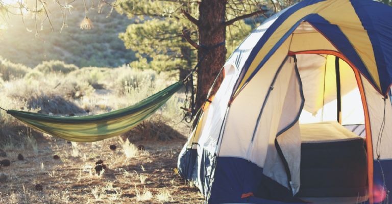 Atrévete A Realizar Camping Por Los Mejores Paisajes De México  ¿Qué Te Parece Una Escapada De Fin De Semana Con Amigos, Familia O Tu Pareja En La Intimidad De Un Bosque O A Los Pies De Una Playa? Si Ya Lo Imaginaste Y Sí Te Ves Disfrutando, Desconectado Del Ajetreo De La Ciudad Y El Estrés Laboral, Entonces No Lo Pienses Más, Sólo Es Cuestión De Elegir El Destino, Y En El Territorio Nacional Hay Una Amplia Oferta De Lugares Seguros Para Dormir En Casa De Campaña, Solo Asegúrate De Que No Te Falte Nada Para Sobrevivir Lejos De Las Comodidades De La Ciudad. Https://Larevistadelsureste.com