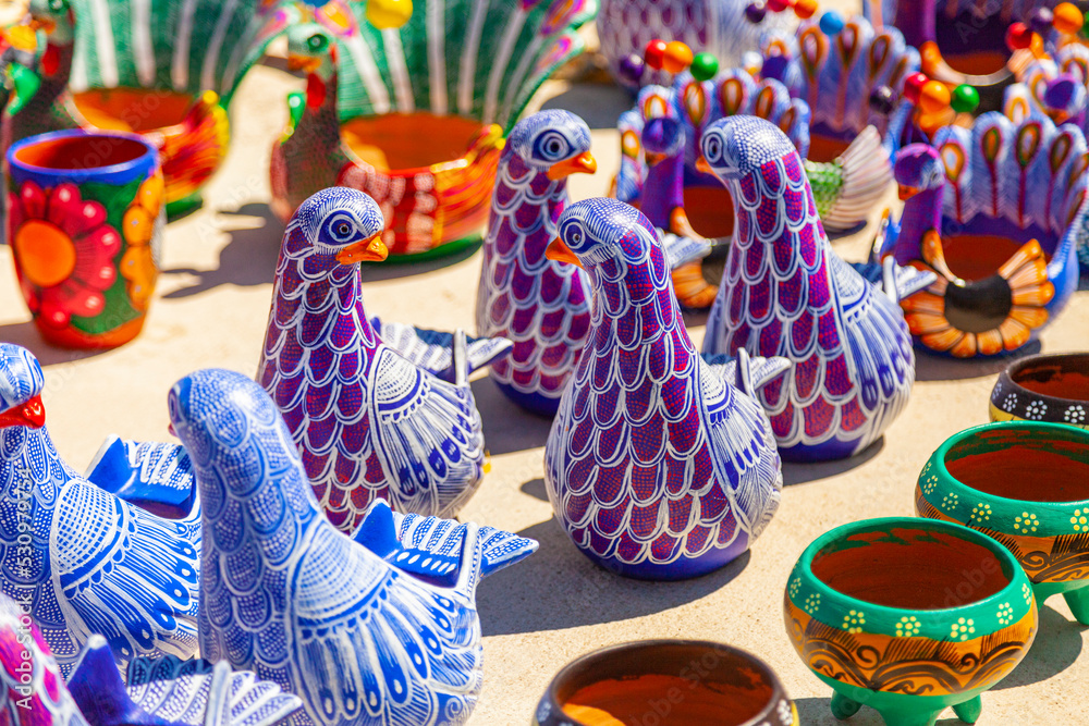 Muestra variada de artesanías chiapanecas