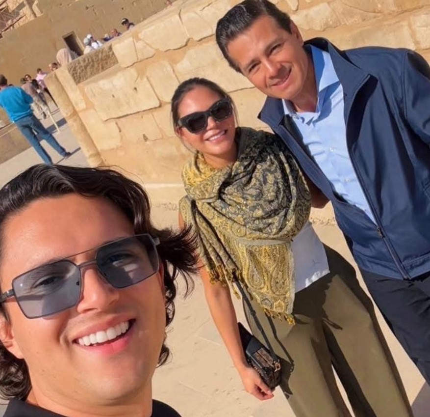 ¡Sorprendente encuentro! Influencer Adolfo Lazarri capta a EPN en Egipto Durante un reciente viaje a Egipto, el influencer Adolfo Lazarri vivió un encuentro inesperado con el expresidente mexicano Enrique Peña Nieto. https://larevistadelsureste.com ¡Sorprendente encuentro! Influencer Adolfo Lazarri capta a EPN en Egipto Durante un reciente viaje a Egipto, el influencer Adolfo Lazarri vivió un encuentro inesperado con el expresidente mexicano Enrique Peña Nieto. https://larevistadelsureste.com