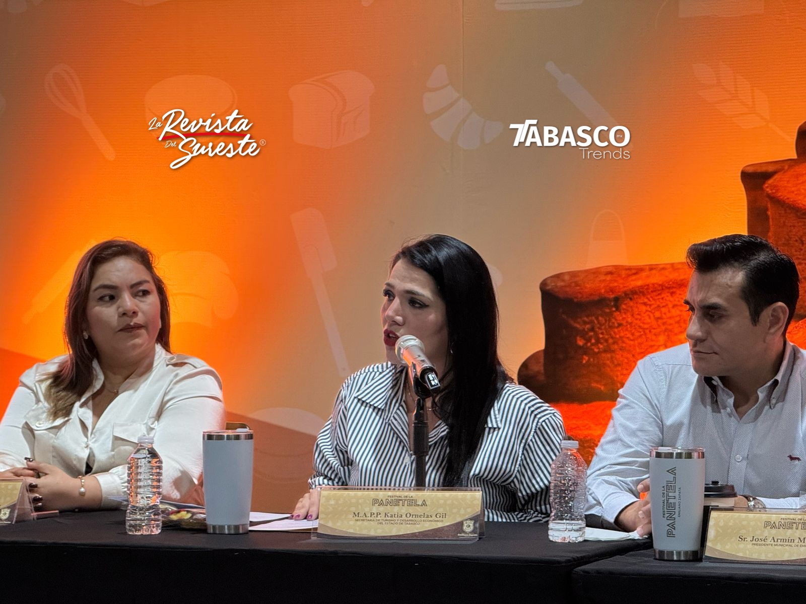 Presentan “Festival de la Panetela 2025” que se efectuará del 13 al 15 de junio en Emiliano Zapata Emiliano Zapata, Tabasco – Con gran expectativa, esta mañana se llevó a cabo la rueda de prensa oficial donde se anunció el tan esperado "Festival de la Panetela", un evento que promete convertirse en el epicentro gastronómico y turístico de la región. https://larevistadelsureste.com Presentan “Festival de la Panetela 2025” que se efectuará del 13 al 15 de junio en Emiliano Zapata Emiliano Zapata, Tabasco – Con gran expectativa, esta mañana se llevó a cabo la rueda de prensa oficial donde se anunció el tan esperado "Festival de la Panetela", un evento que promete convertirse en el epicentro gastronómico y turístico de la región. https://larevistadelsureste.com