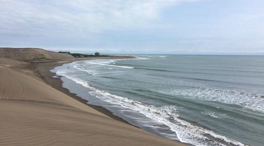 ¿Viajarás A Veracruz Esta Semana Santa? Te Contamos Cuáles Son Las Mejores Playas Que Puedes Visitar Veracruz Es Uno De Los Destinos Turísticos Más Populares De México, Gracias A Su Clima Cálido, Su Rica Cultura Y, Sobre Todo, Sus Maravillosas Playas, Lo Que Lo Convierte En Un Lugar Ideal Para Atraer Turistas Locales, Nacionales E Internacionales. Https://Larevistadelsureste.com