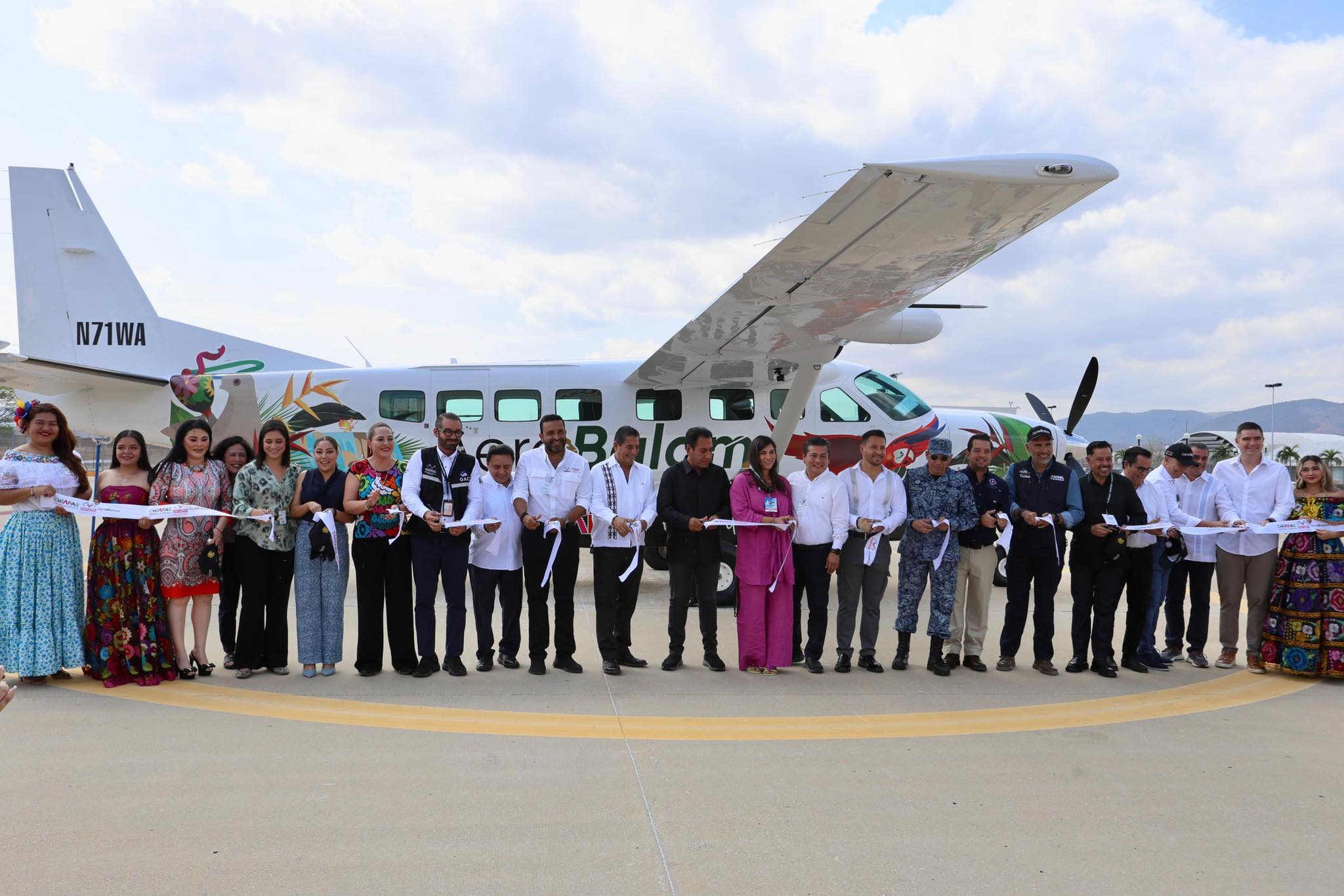 Chiapas Despega: Aérobalam Conecta Tuxtla, Tapachula Y Palenque Con Vuelos Accesibles Con Vuelos Entre Tuxtla Gutiérrez, Tapachula Y Palenque, Y Tarifas Desde 950 Pesos, La Conectividad Aérea Ahora Es Más Accesible Para Todos. Https://Larevistadelsureste.com