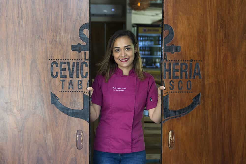 La Cevichería cumple 12 años y lo celebra con cocina, conversación y corazón La Cevichería Tabasco celebra 12 años cocinando el sabor del trópico con una fiesta que reúne a grandes chefs, cocineras tradicionales y voces de la gastronomía nacional. https://larevistadelsureste.com La Cevichería cumple 12 años y lo celebra con cocina, conversación y corazón La Cevichería Tabasco celebra 12 años cocinando el sabor del trópico con una fiesta que reúne a grandes chefs, cocineras tradicionales y voces de la gastronomía nacional. https://larevistadelsureste.com