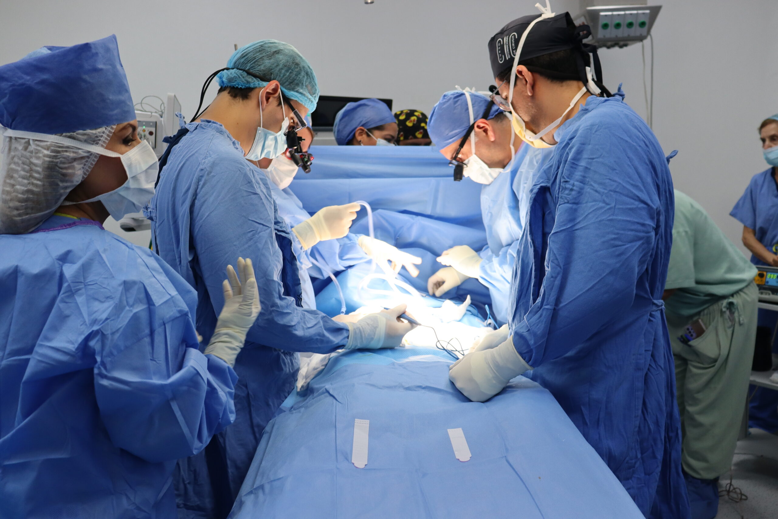 IMSS Tabasco realiza su primera donación multiorgánica del 2025 gracias a joven donador El Instituto Mexicano del Seguro Social (IMSS) en Tabasco, a través del Hospital General de Zona (HGZ) No. 46, recibió su primera donación multiorgánica del 2025 en un acto generoso de amor. https://larevistadelsureste.com IMSS Tabasco realiza su primera donación multiorgánica del 2025 gracias a joven donador El Instituto Mexicano del Seguro Social (IMSS) en Tabasco, a través del Hospital General de Zona (HGZ) No. 46, recibió su primera donación multiorgánica del 2025 en un acto generoso de amor. https://larevistadelsureste.com