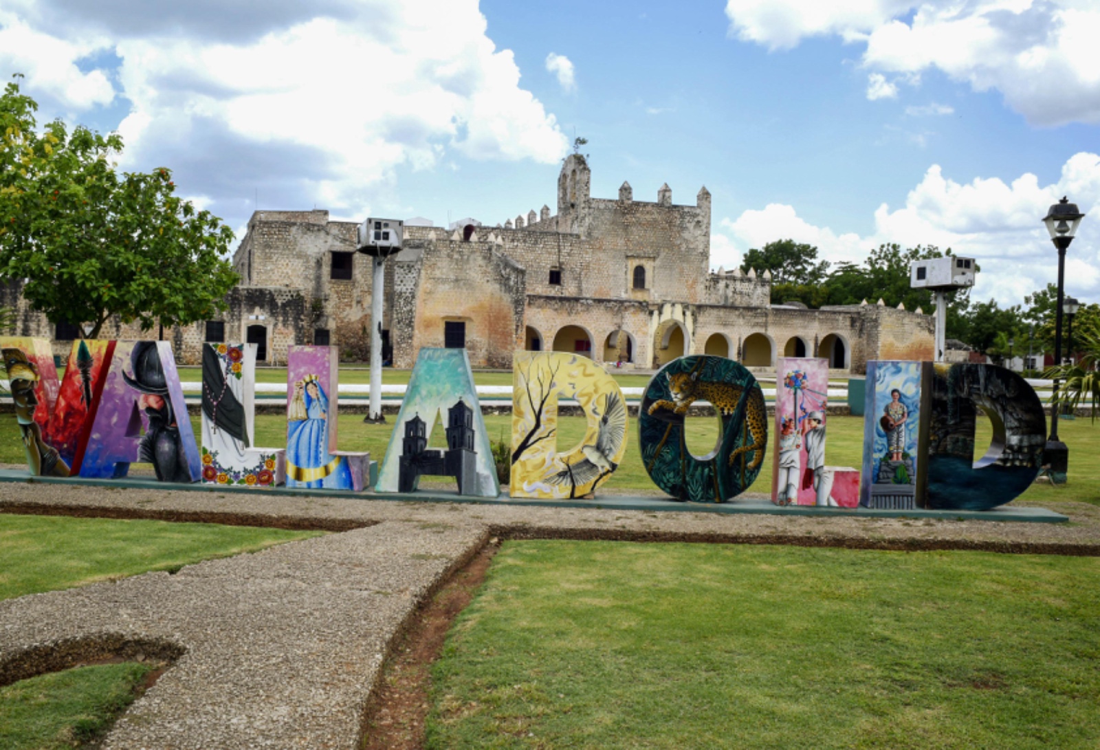 Yucatán impulsa fortalecimiento turístico de Valladolid como Pueblo Mágico