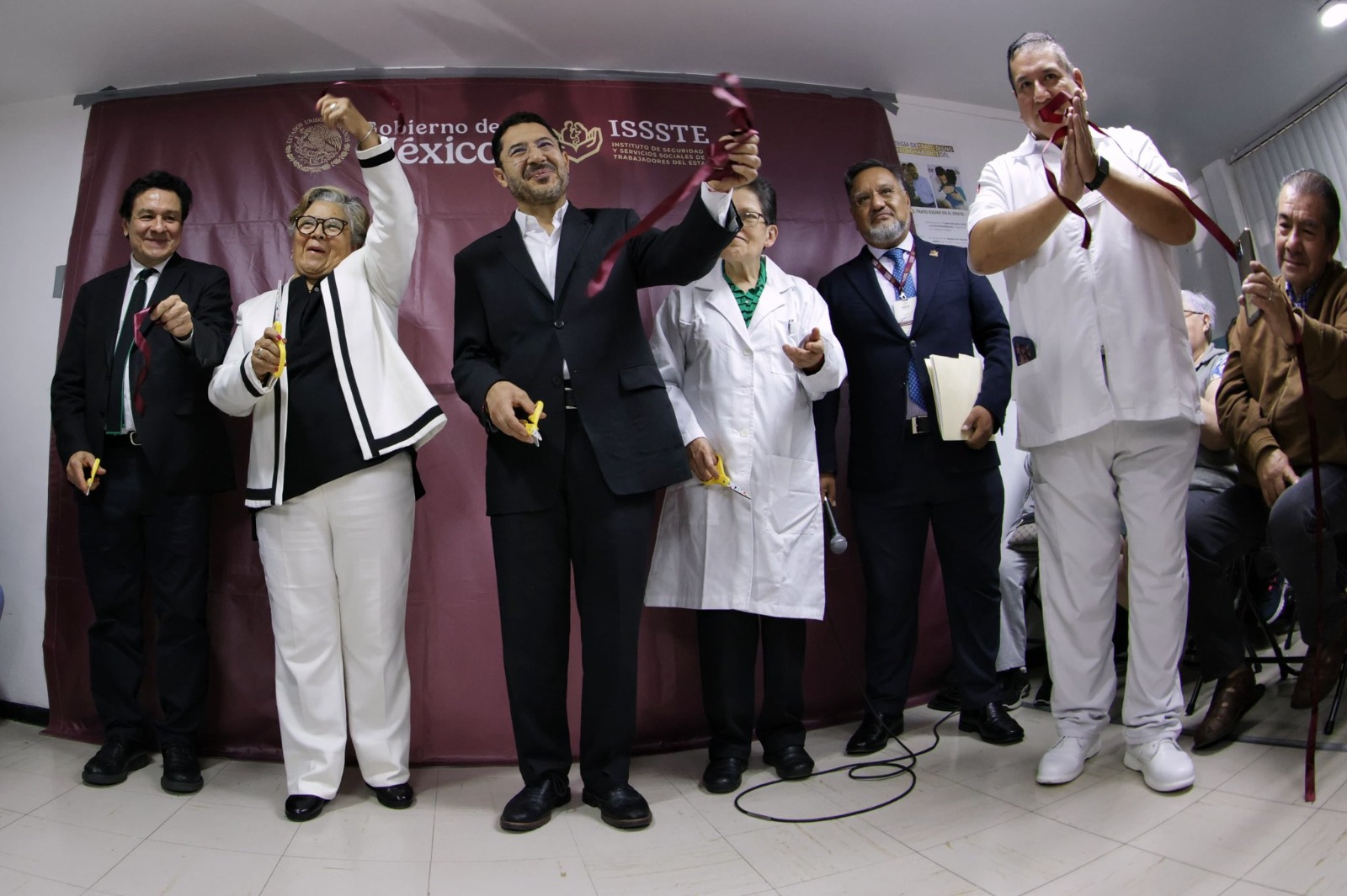 Inaugura Batres obras de remodelación del Consultorio de Atención Familiar del CUPA, CDMX