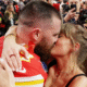 ¡Se nos casan! Taylor Swift y Travis Kelce confirman boda en 2025 como la más esperada del año La cantante Taylor Swift, ícono mundial del pop, y el jugador de la NFL Travis Kelce confirmaron este martes su compromiso matrimonial, en una noticia que rápidamente se volvió viral y que ya es catalogada como la boda más mediática del próximo año. https://larevistadelsureste.com