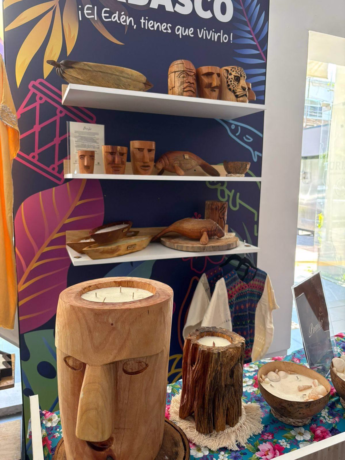 Tabasco deslumbra en Punto México con una muestra que combina tradición, arte y sabor Tabasco, tierra de cacao, naturaleza y cultura, vuelve a posicionarse en el escenario nacional gracias a su destacada participación en Punto México, el escaparate turístico y artesanal impulsado por la Secretaría de Turismo federal, donde cada estado del país presenta lo mejor de su identidad y riqueza cultural. https://larevistadelsureste.com
