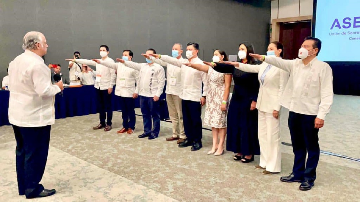 Toma protesta nuevo Consejo Directivo para Tianguis Turístico 2021-2022