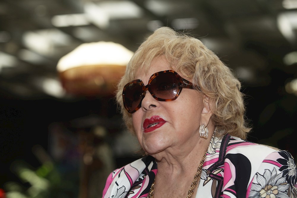 Silvia Pinal Es Hospitalizada Por Covid-19