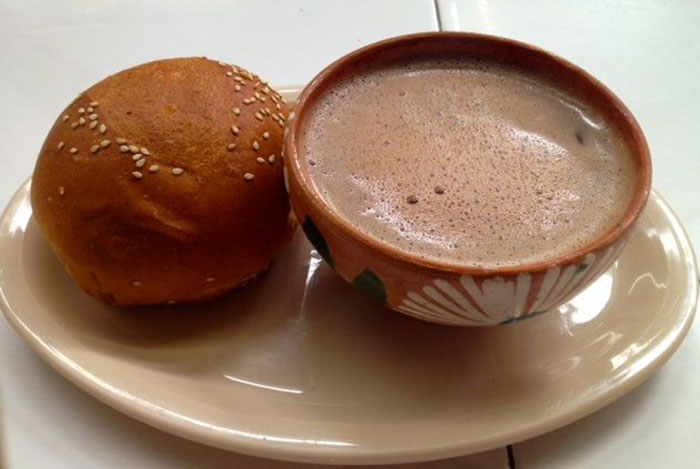 Las bebidas tradicionales más destacadas de oaxaca la revista del sureste mx Chocolate De Agua