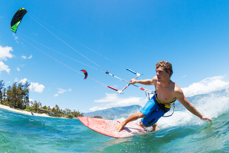 10 actividades extremas y de adrenalina en cancún la revista del sureste mx Extreme Activities Cancun Kitesurf