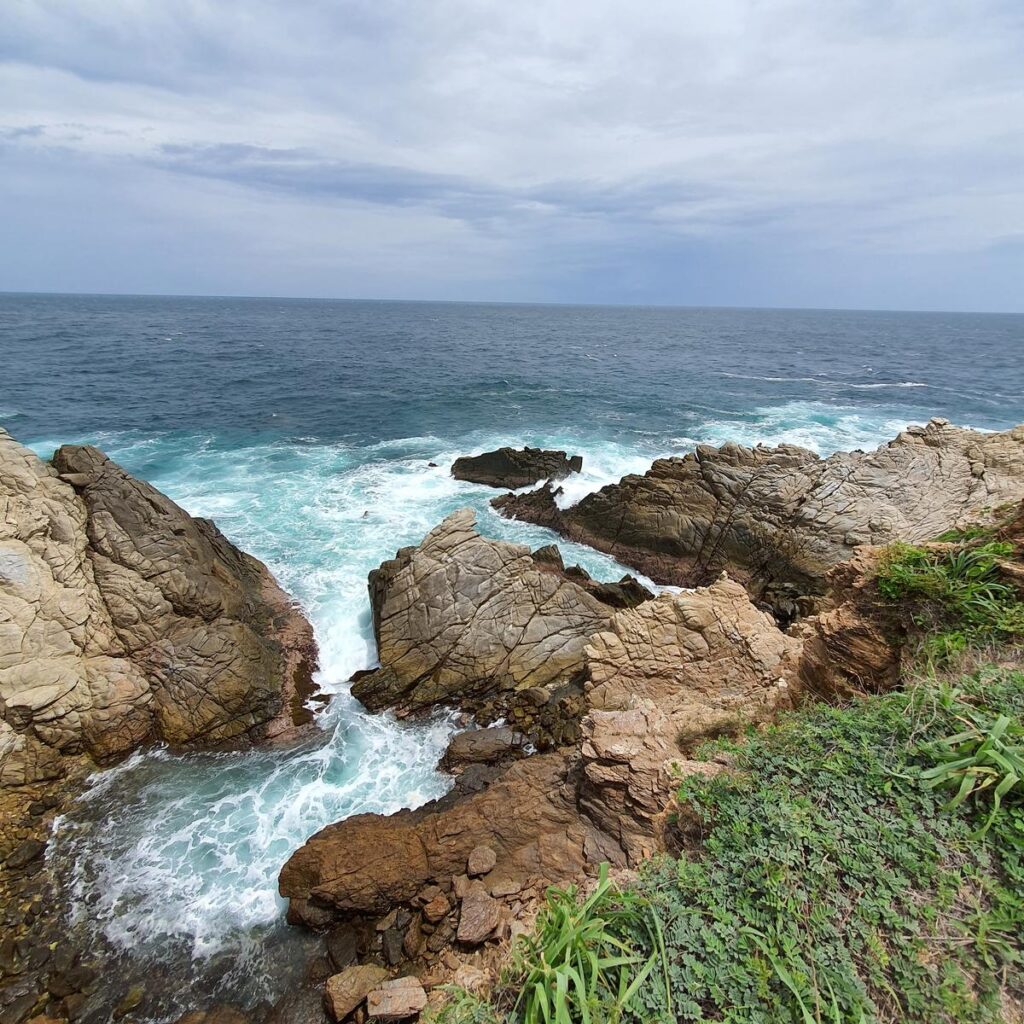 Punta cometa, el lugar perfecto para relajarse y difrutar de un jacuzzi natural en oaxaca la revista del sureste mx 37496263Master