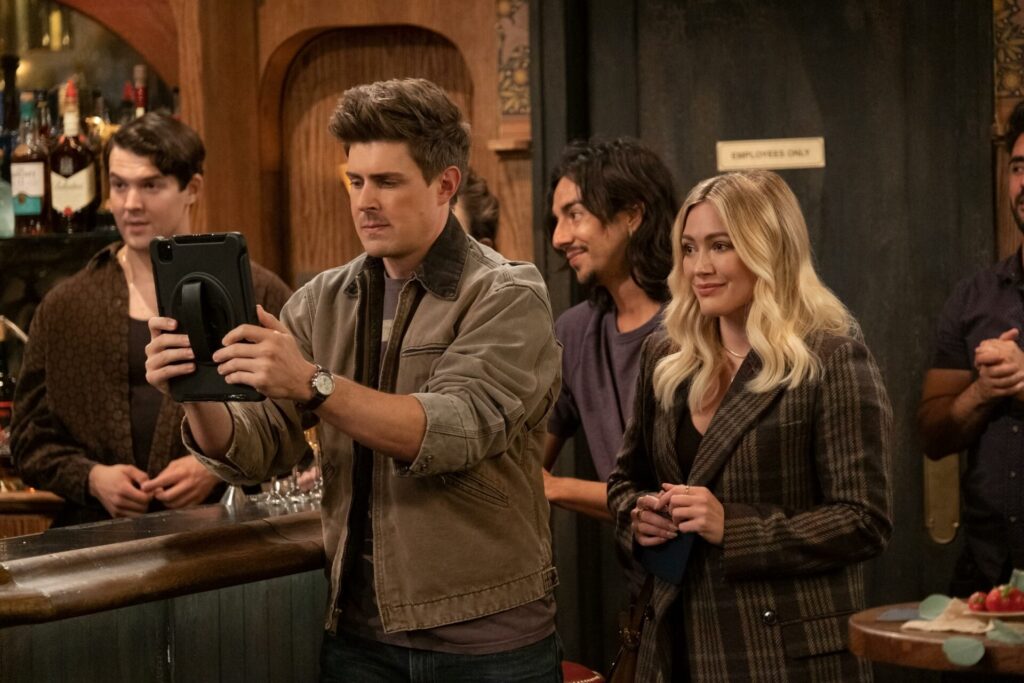 How I Met Your Father Ep01 Star 4 1