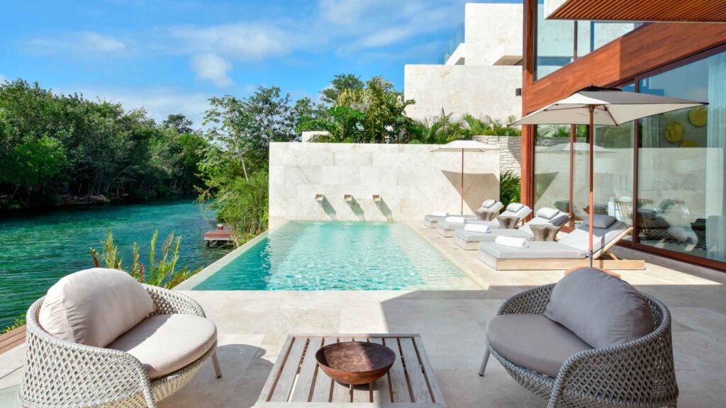 Rosewoodmayakoba Por