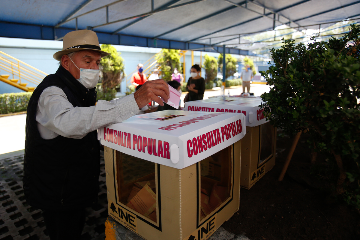 Casillas Electorales Ariana Perez