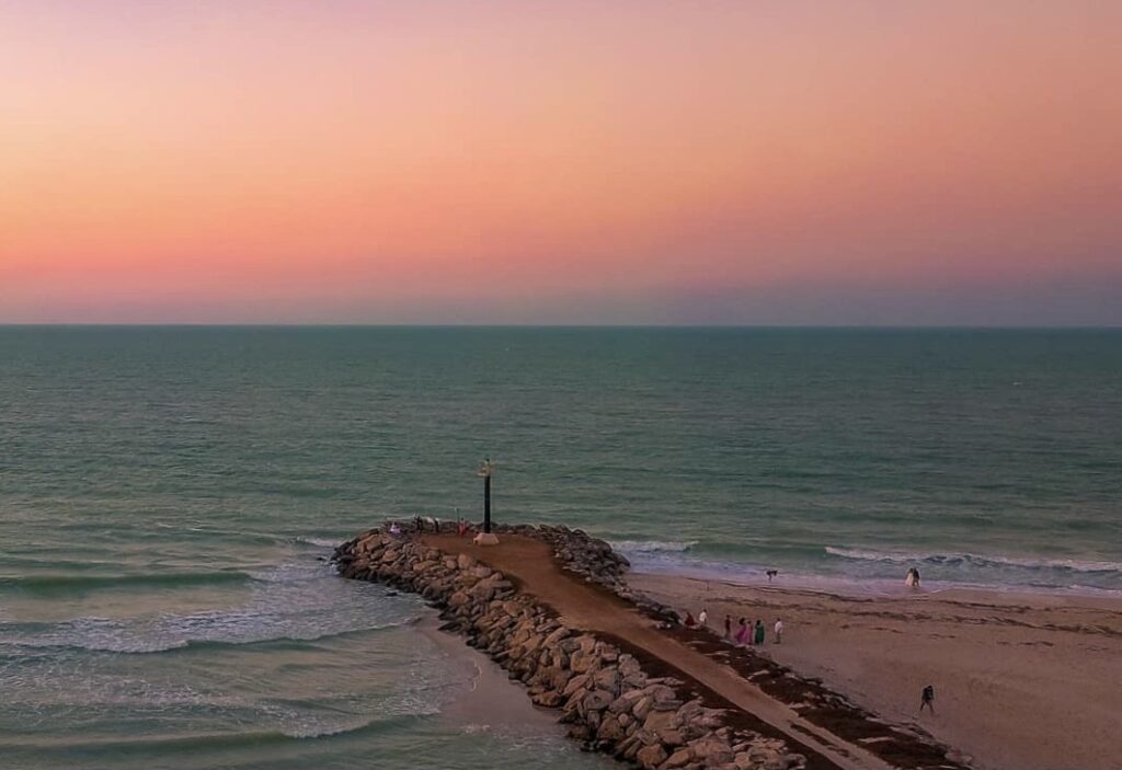 Atardeceres de ensueño en las dunas de chuburná, yucatán la revista del sureste mx Las Dunas De Chuburna Atardeceres De Ensueno En Yucatan
