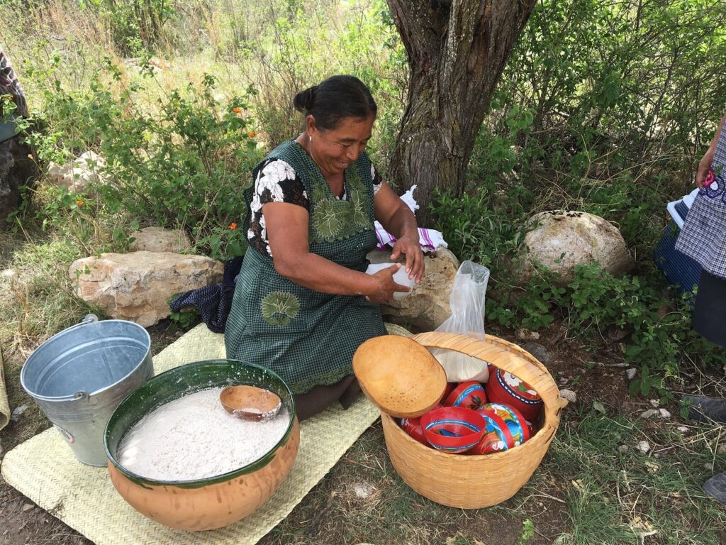 Deléitate en la ruta del mezcal en oaxaca la revista del sureste mx Y Para Refrescarnos Tras