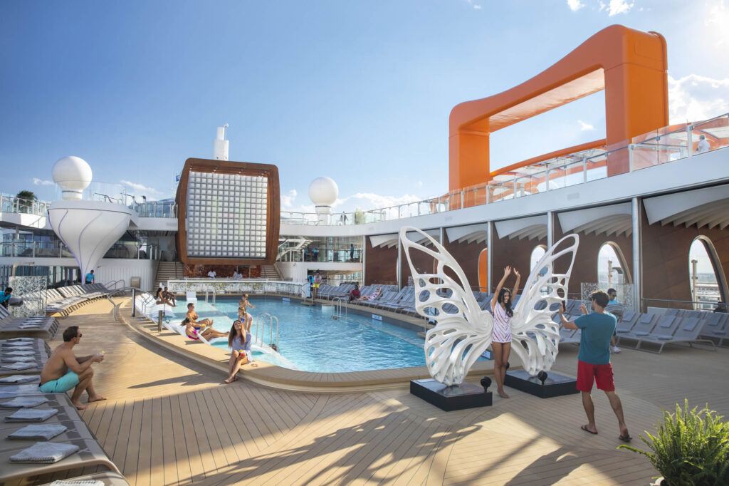 New Luxury a bordo de Celebrity Cruises con Creatur Creatur viajes y celebrity cruises realiza cena con clientes vip para darles a conocer el crucero new luxury https://larevistadelsureste.com