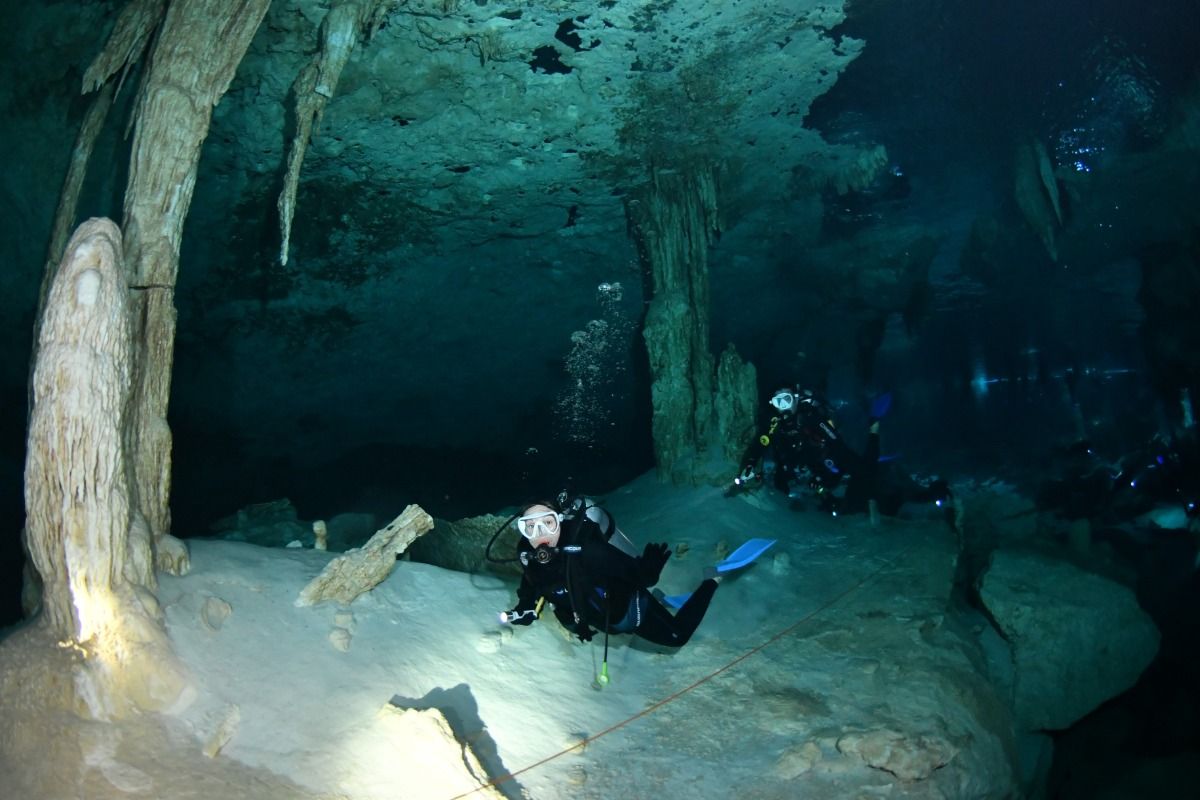 Cenote Dos Ojos Playa Del Carmen Mexico