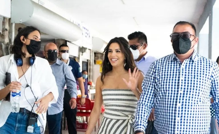 Eva longoria graba la serie "buscando a méxico" en el estado de yucatán la revista del sureste mx Gggg