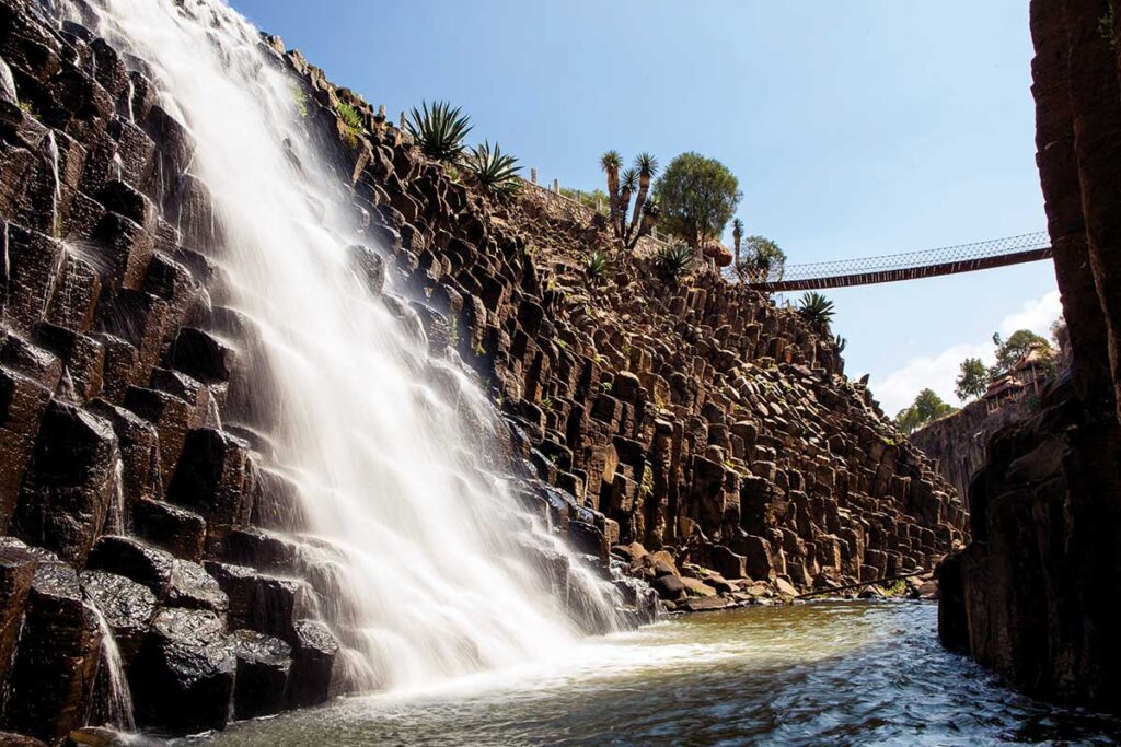 ¿qué es el turismo sostenible y dónde practicarlo? Aquí te decimos la revista del sureste mx Hgo Huasca De Ocampo Prismas Basalticos Cascada Y Puente 20140522 1649 Rcmd