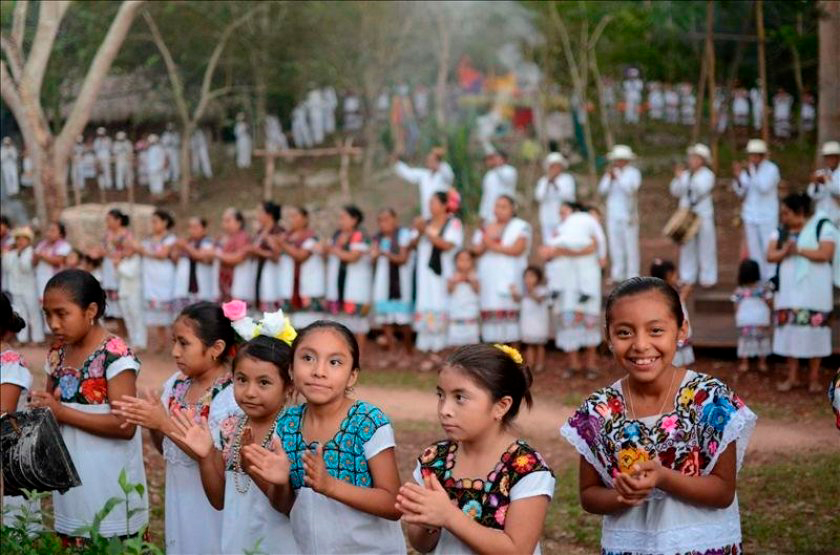 Niños Mayas