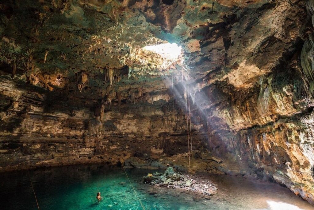 Cenote samula, una hermosa caverna subterránea en valladolid, yucatán la revista del sureste mx Cenote Samula El Sitio Donde El Cielo Y El Agua Se Unen