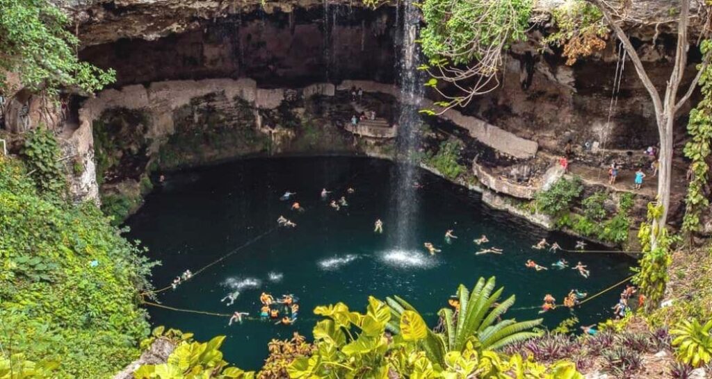 Conoce la trágica leyenda que alberga el cenote zací, en valladolid, yucatán la revista del sureste mx Cenote Zaci Valladolid 7B 1