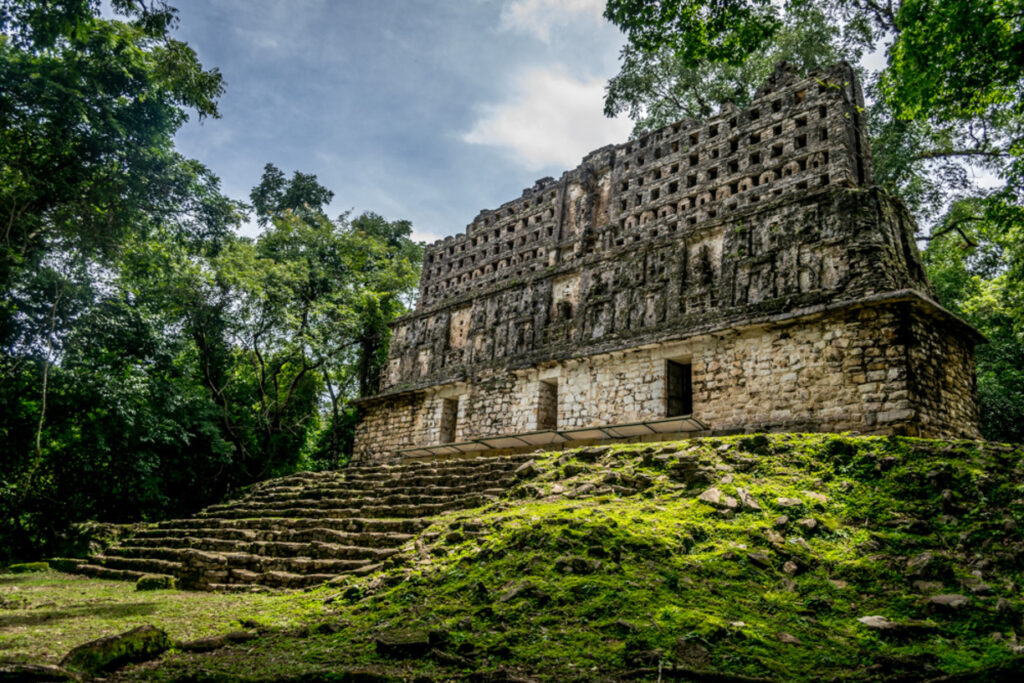 Yaxchilán, zona arqueológica en chiapas la revista del sureste mx Yaxchilán
