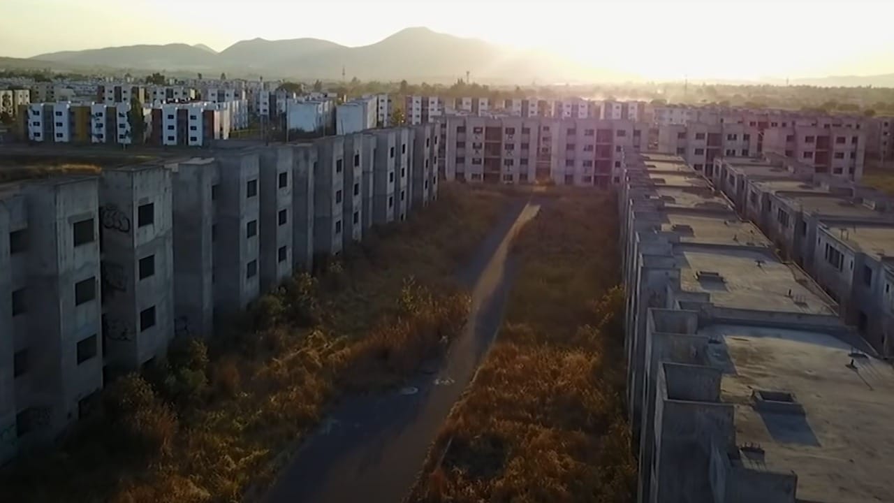 Joven Recorre El Chernobyl De Mexico En Tlajomulco Jalisco Y Video Se Vuelve Viral