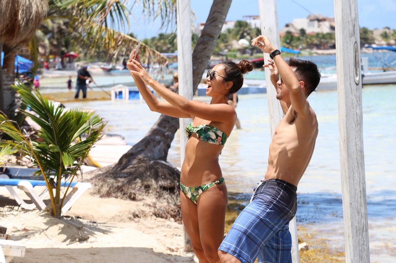 Quintana Roo espera recibir 400 mil turistas al día este verano