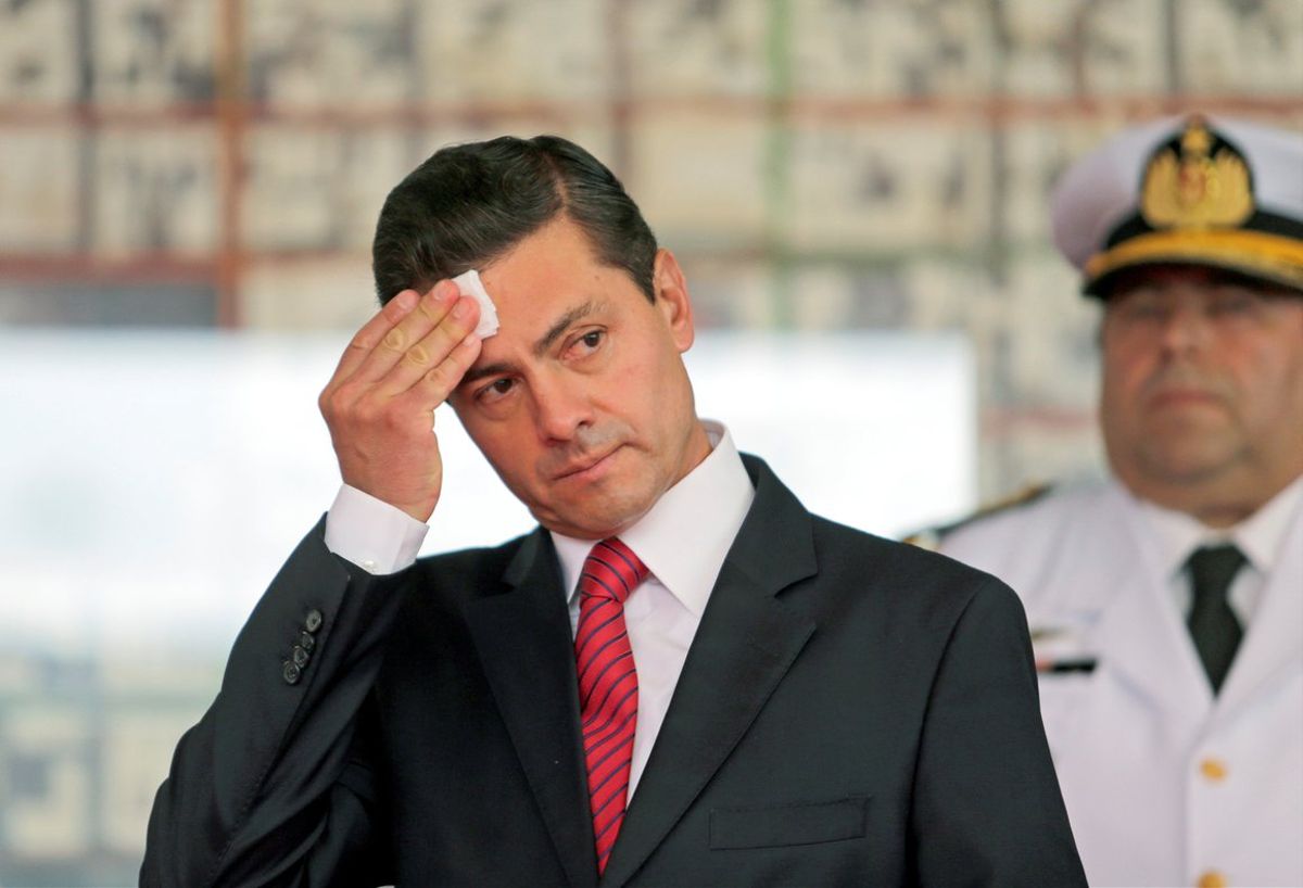 UIF denuncia al expresidente Peña Nieto ante la FGR por presuntas irregularidades