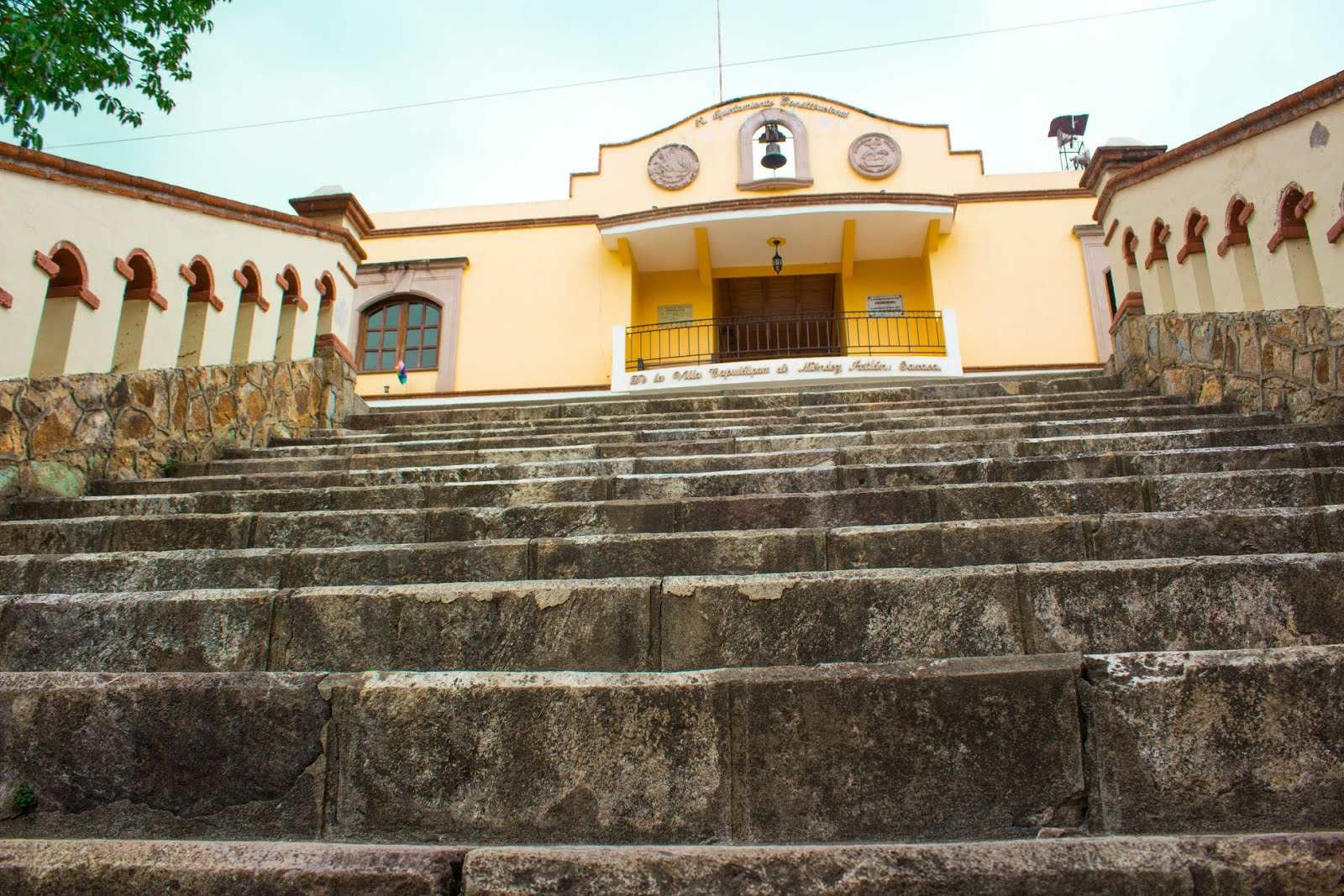 35779222 644683115882355 6624537826270642176 O