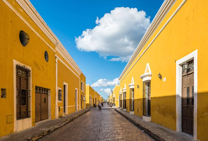 Blog La Ciudad Amarilla De Yucatan Izamal 1289264936029 Custom