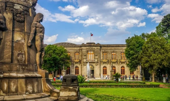 Monjas y otros fantasmas en los museos de cdmx la revista del sureste mx Castillo Chapultepec