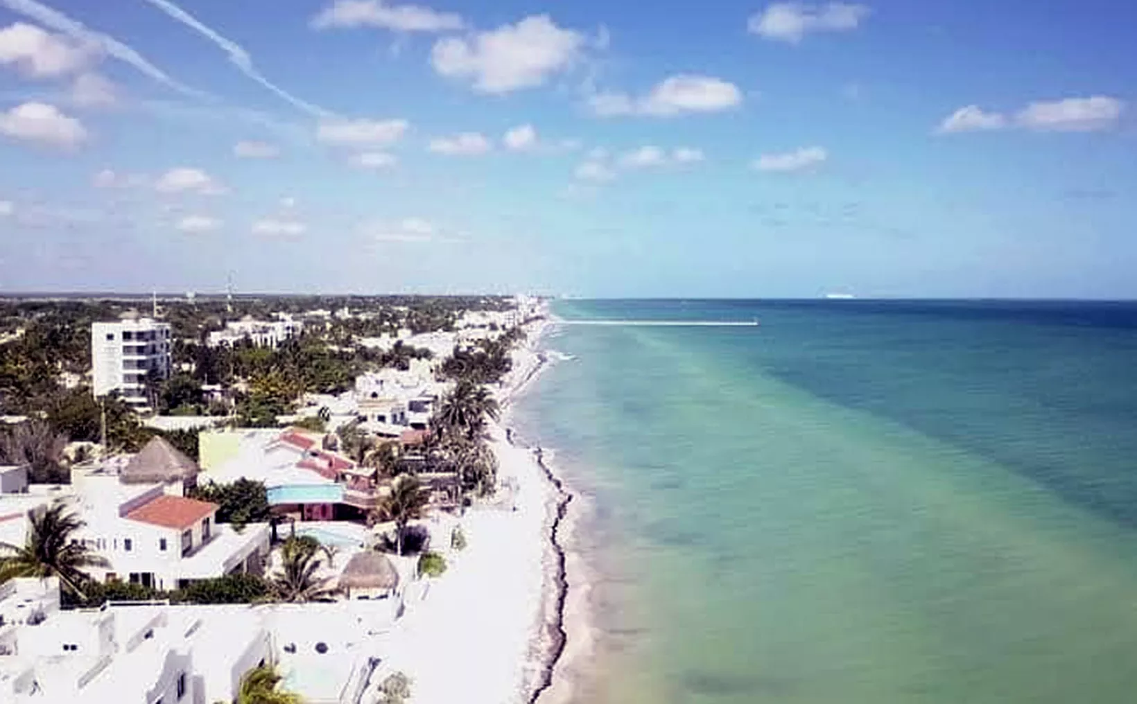 Dzemul y Progreso pelean la franja más cara de las playas yucatecas; 1 mdp por metro
