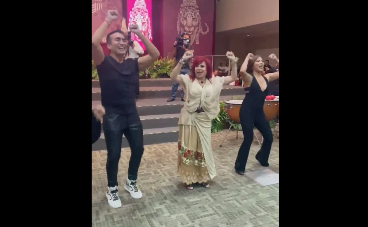 Bailando y cantando, layda sansores rompe esquemas en su primer informe de gobierno la revista del sureste mx Layda Sansores Informe Baila