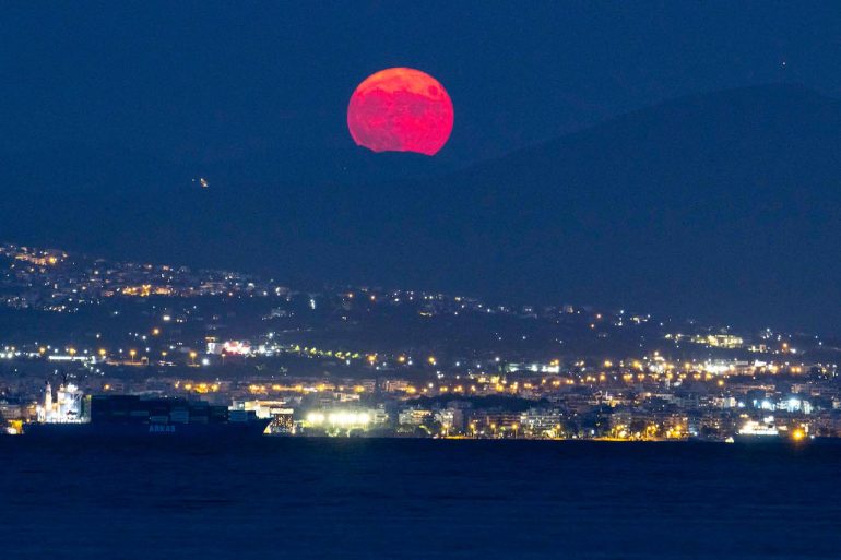 Luna De Esturio